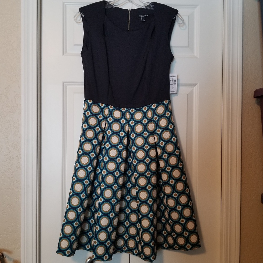 Roz & Ali Dress